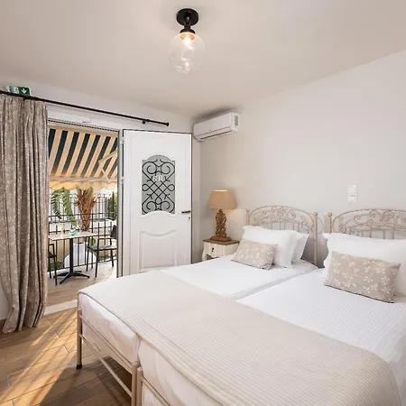 Barefoot Contessa Apartment