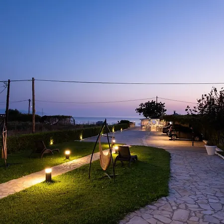 Barefoot Contessa * Lourdata (Kefalonia)